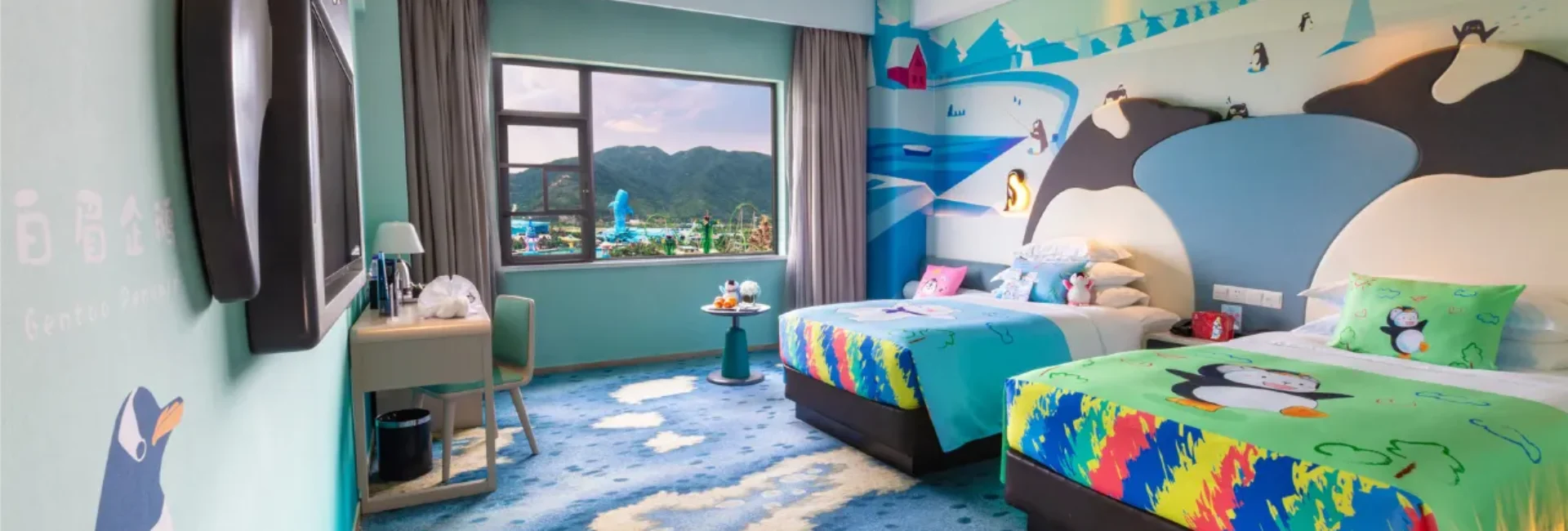 Fireworks View Room-Twin Bed